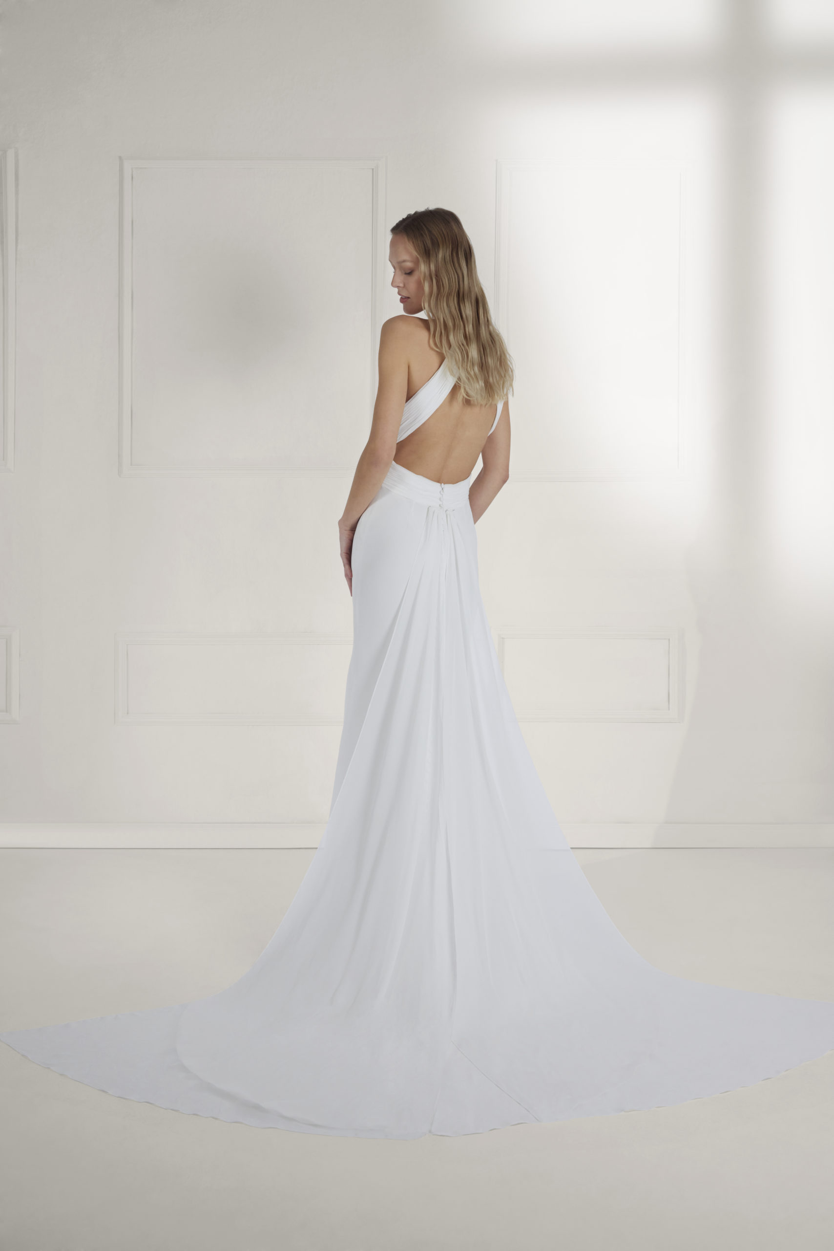 Brautkleid tiefer Rücken