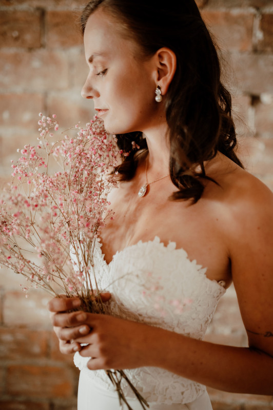 Vepita Corsage