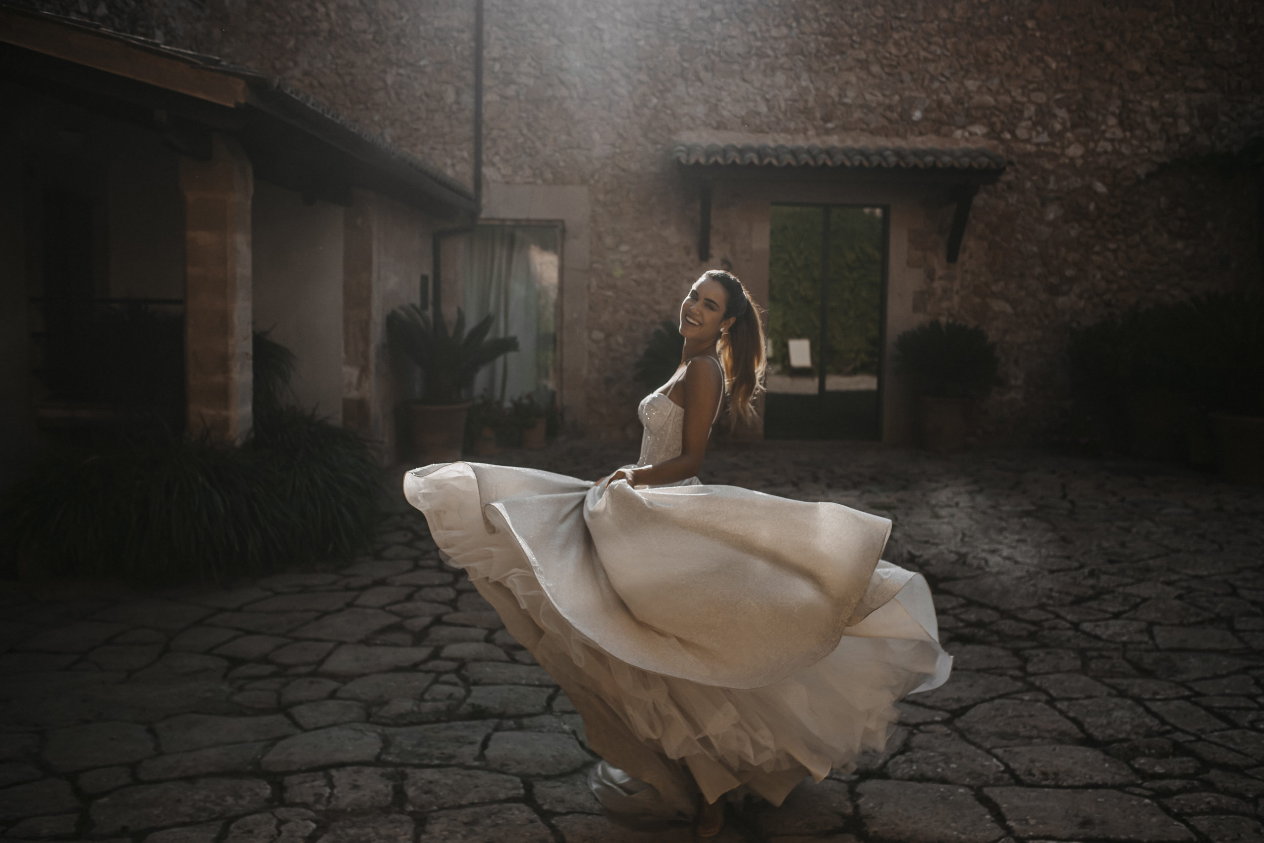 E200-Marina-AD6 Glitzerbrautkleid